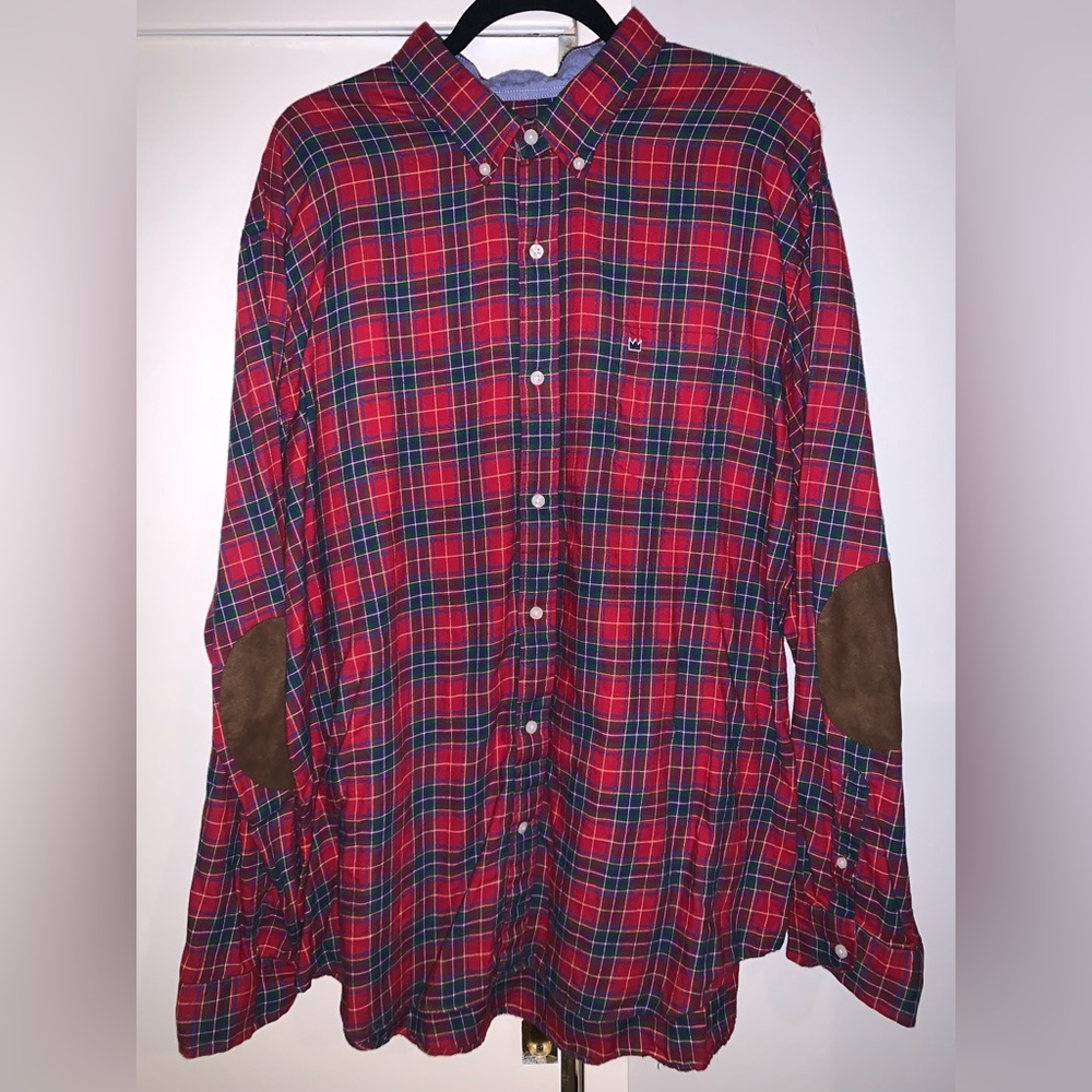 CROWN AND IVY PLAID BUTTON DOWN